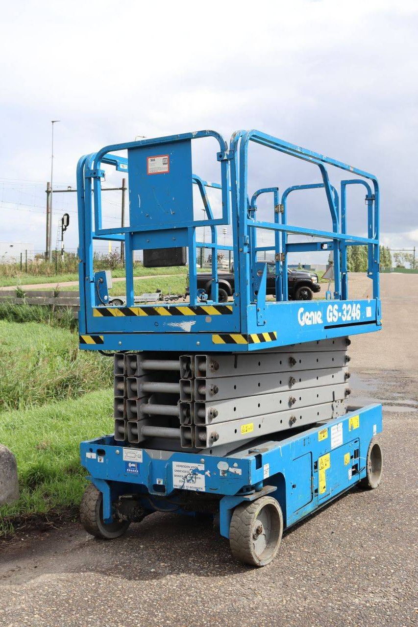 Schaarhoogwerker Genie GS-3246 Elektrisch 317kg 11.75m 2008