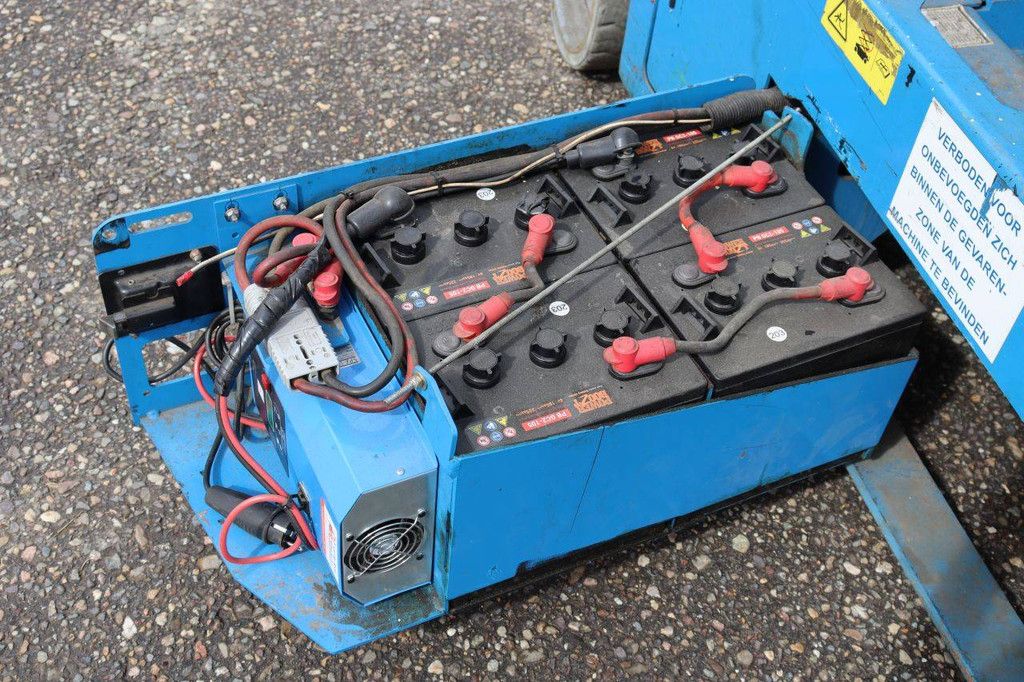 Schaarhoogwerker Genie GS-3246 Elektrisch 317kg 11.75m 2008
