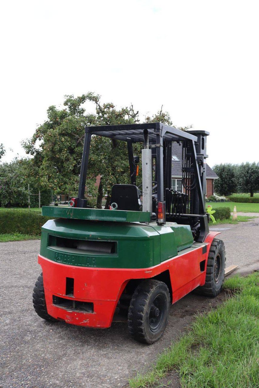 Caterpillar DP40 Diesel Forklift 4000kg 5.0m 1996