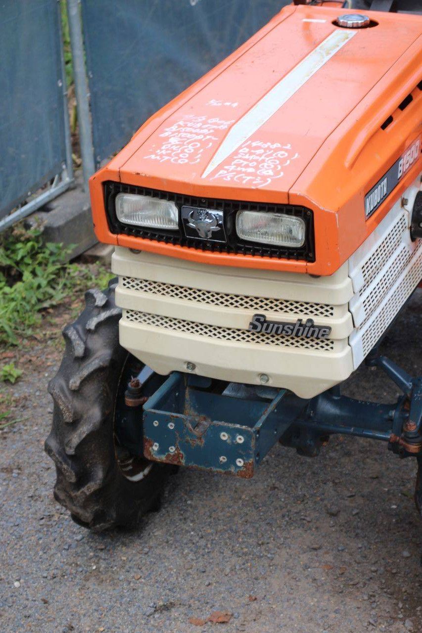 Kleintraktor Kubota B1500DT Diesel 15 PS