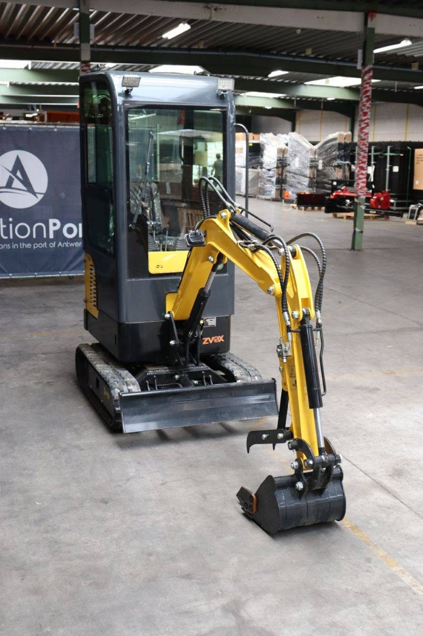 Minibagger ZVOX ME15 Benzin 15 PS 2025