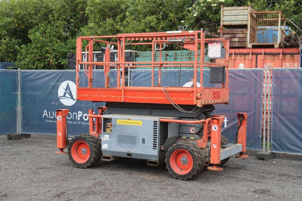 Skyjack SJ6832 RT Diesel-Scherenarbeitsbühne 12 m 2014