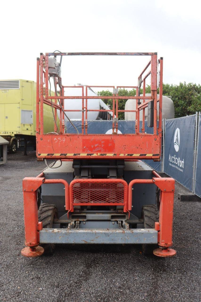 Skyjack SJ6832 RT Diesel-Scherenarbeitsbühne 12 m 2014