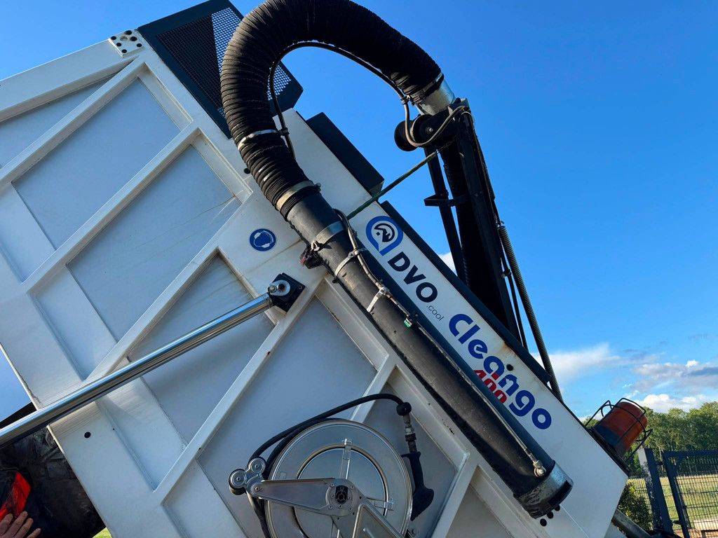 Sweeper/Vacuum Machine Schmidt Cleango 400 Diesel 110kW 2007