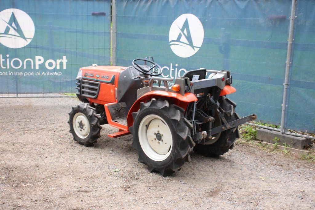 Mini-Traktor Kubota Granbia GB20 Diesel 19,7 PS