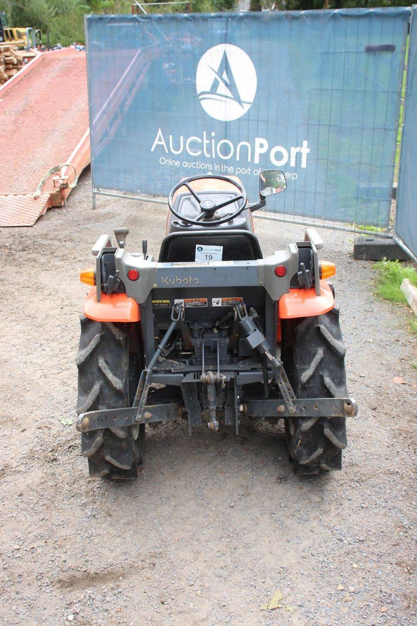 Mini-Traktor Kubota Granbia GB20 Diesel 19,7 PS