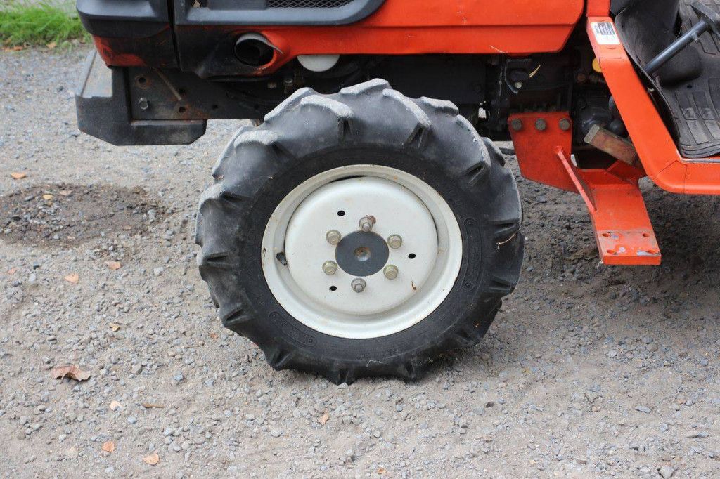 Mini-Traktor Kubota Granbia GB20 Diesel 19,7 PS