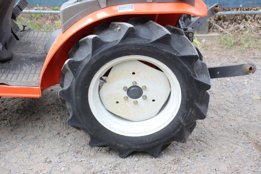 Mini-Traktor Kubota Granbia GB20 Diesel 19,7 PS