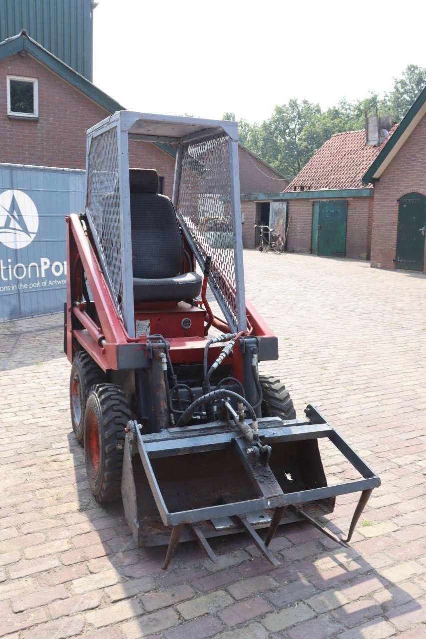Diesel Skid Steer Loader (Margin)