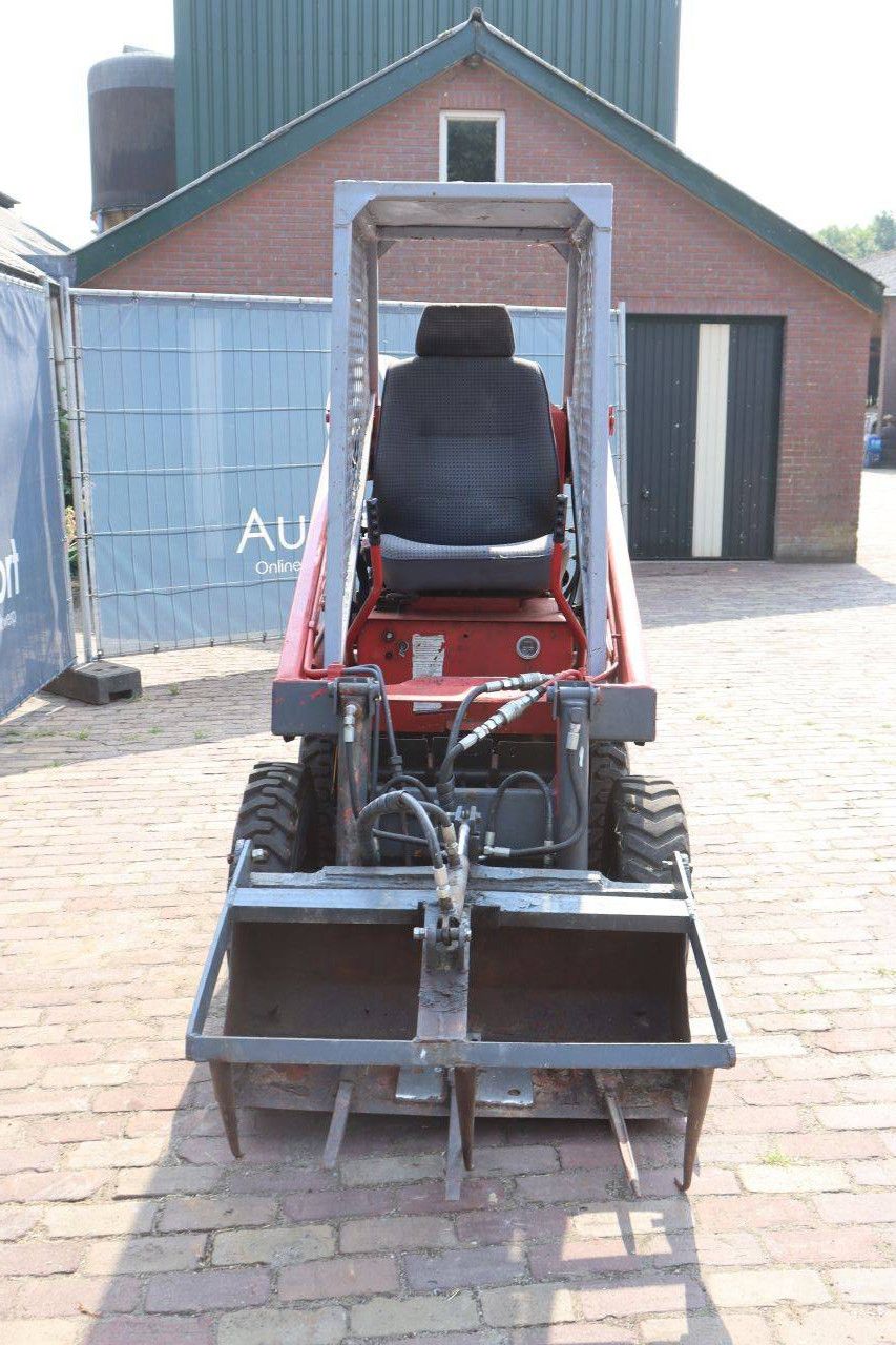 Diesel Skid Steer Loader (Margin)
