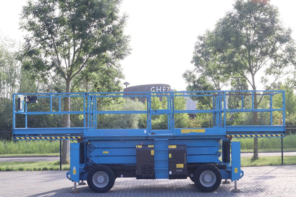 Genie GS-3384 | 12 METER | 1.134 KG
