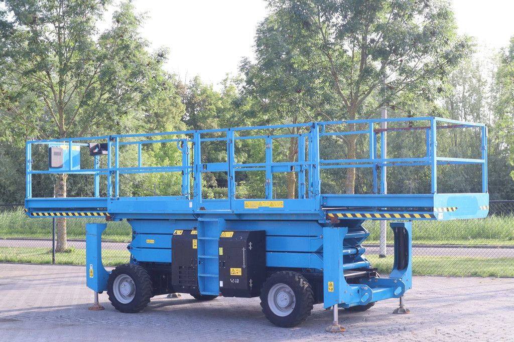 Genie GS-3384 | 12 METER | 1.134 KG