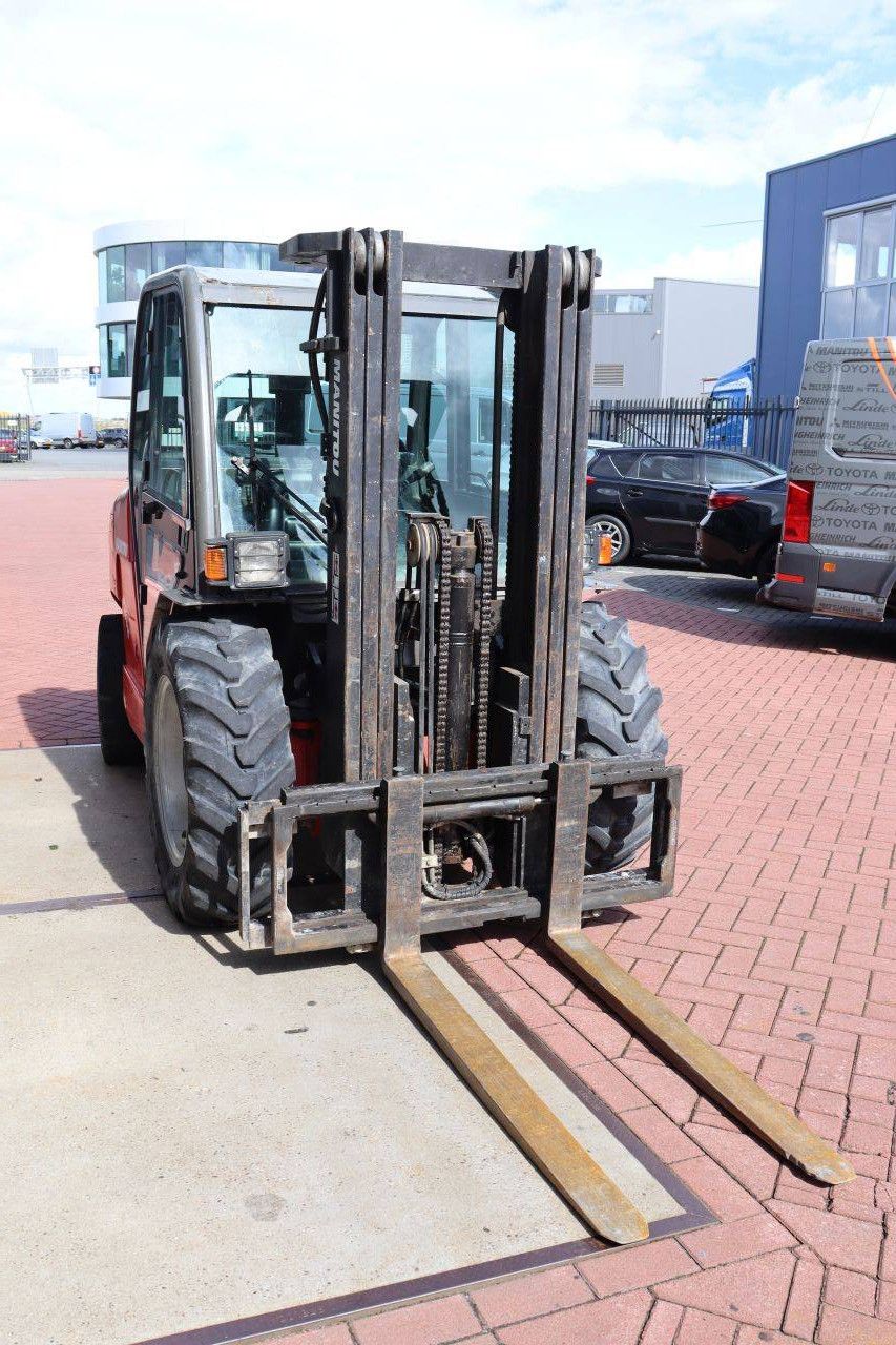 Ruw-terreinheftruck Manitou MH25-4 T Buggy Diesel 44.7kW 2500kg 3.7m 2005
