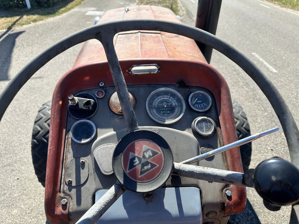 Massey-Ferguson 165