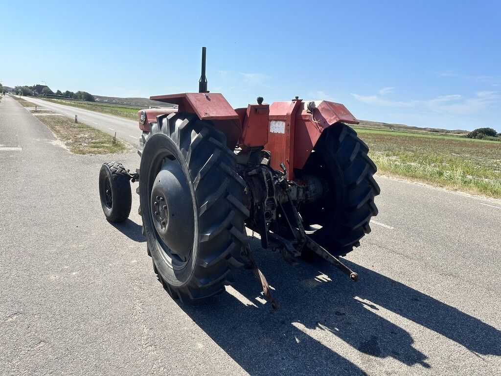 Massey-Ferguson 165