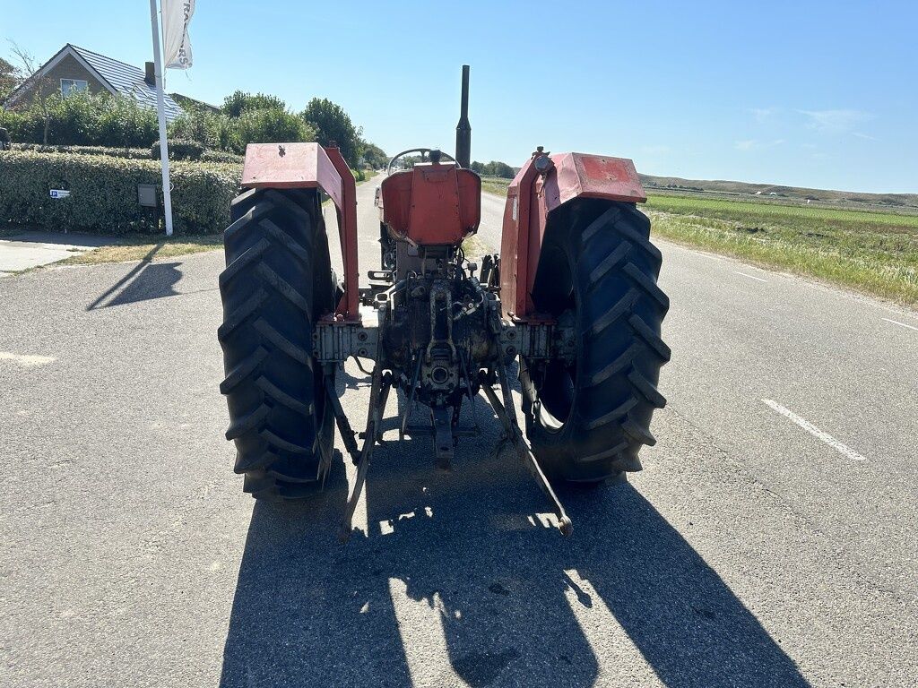 Massey-Ferguson 165