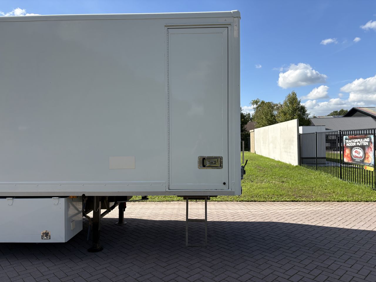 Be oplegger 6.6 ton VF BLOEM OPLEGGER gesloten laadklep 1000 kg