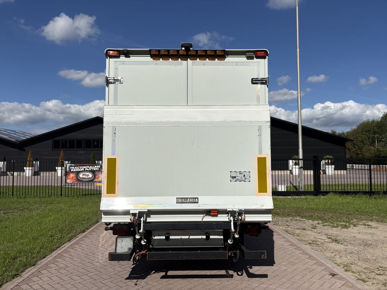 Be oplegger 6.6 ton VF BLOEM OPLEGGER gesloten laadklep 1000 kg