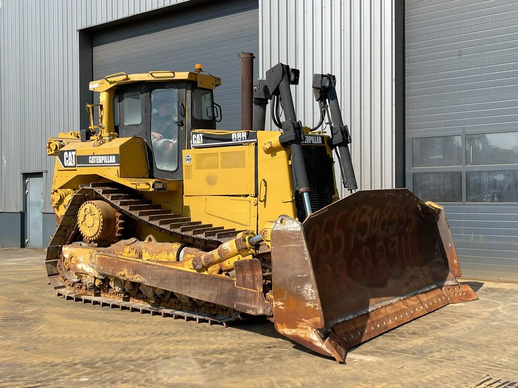 Caterpillar D8R