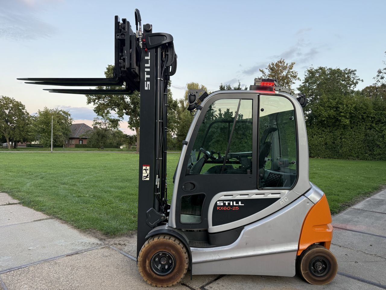 Still RX60-25 triplex Sideshift versteller BJ2019 accu 2022