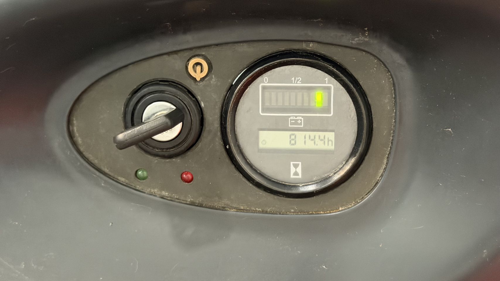 Elektrische stapelaar Linde L16, Triplex, maar 814 uur!