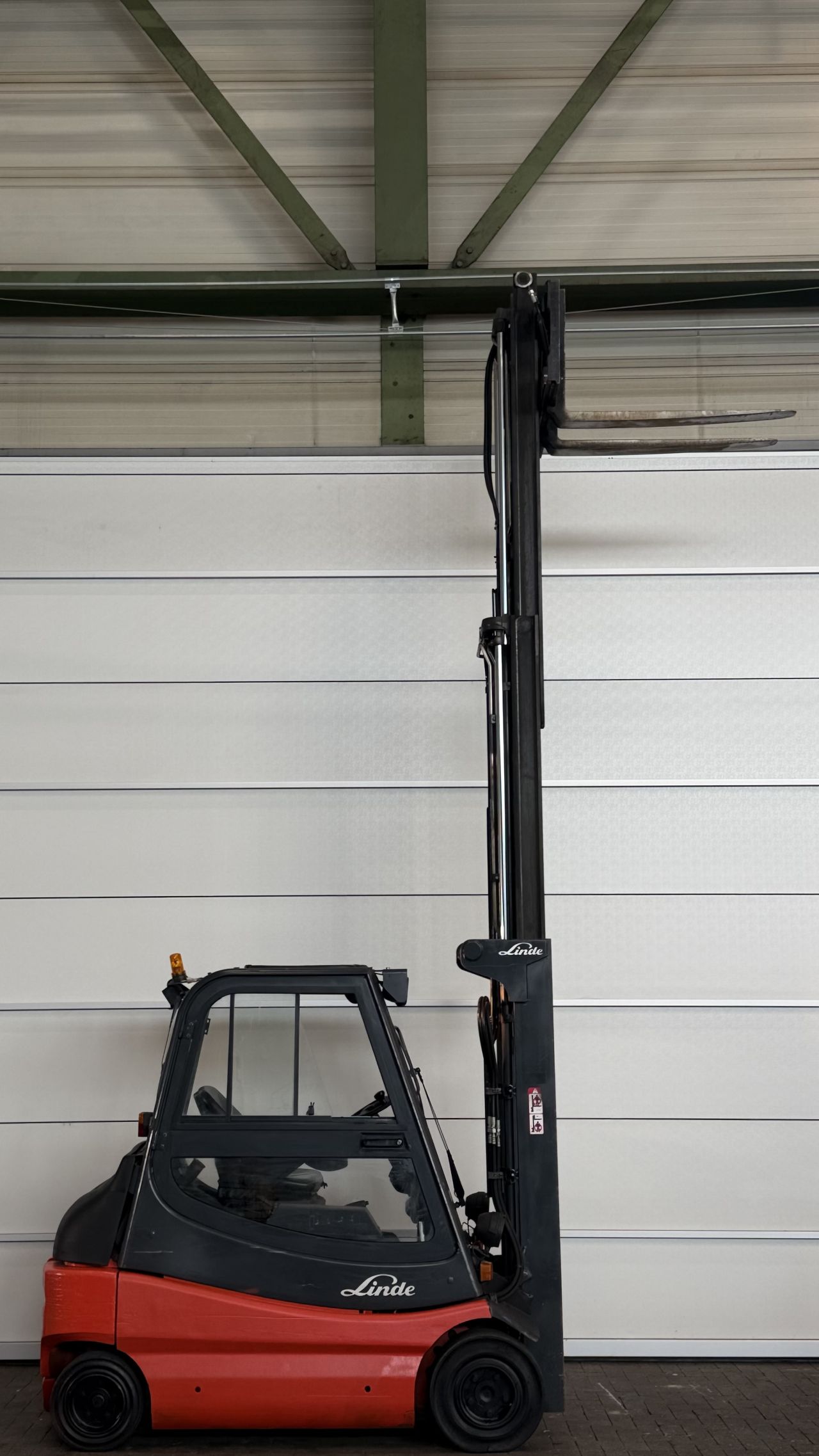 Elektrische heftruck Linde E30-03, Triplex