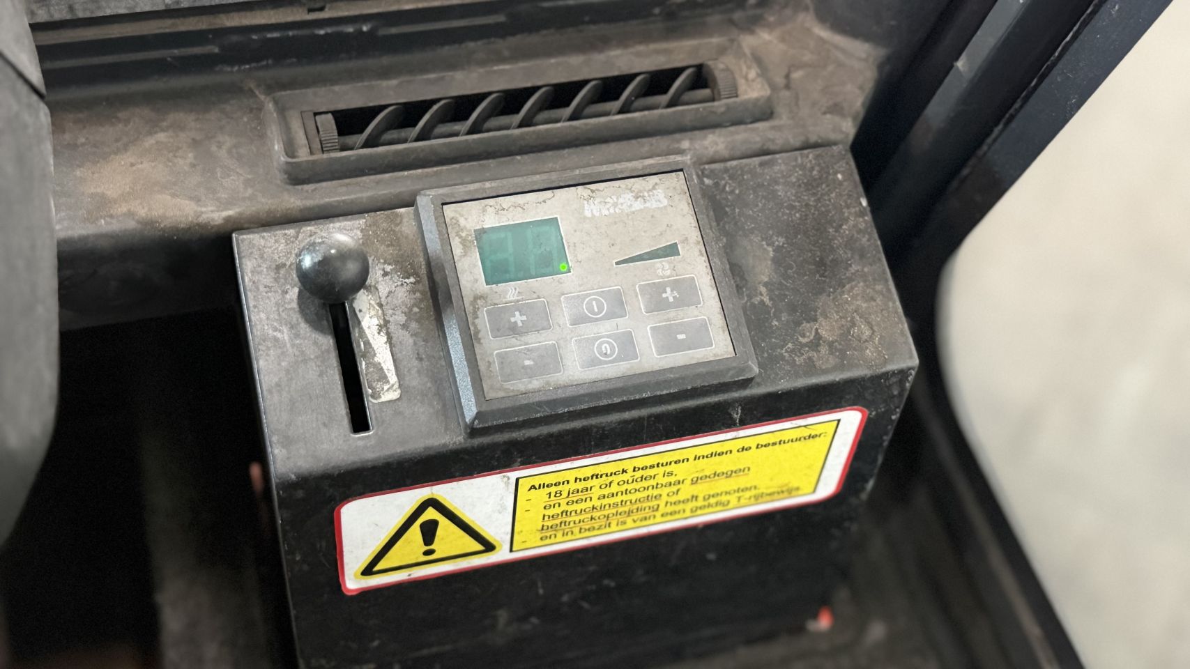 Elektrische heftruck Linde E30-03, Triplex