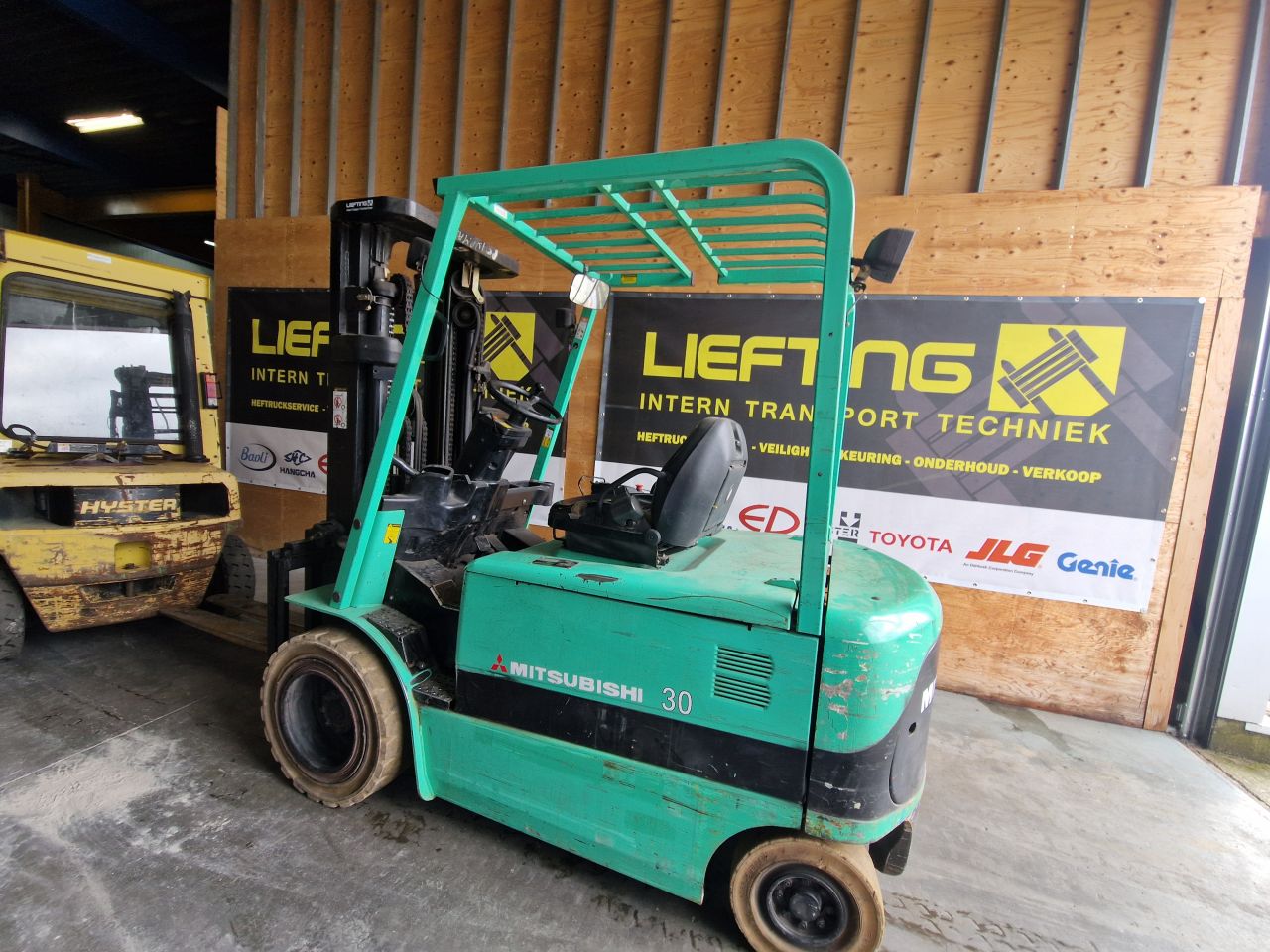 Mitsubishi FB30 electrische heftruck triplex sideshift