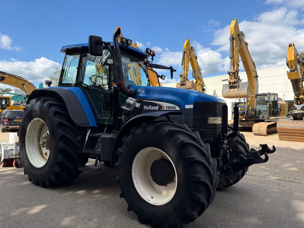 New Holland TM190 TM190
