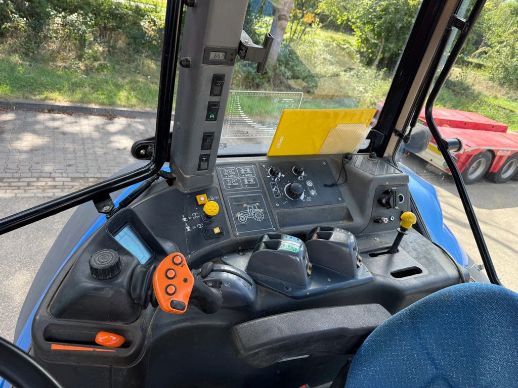 New Holland TM190 TM190