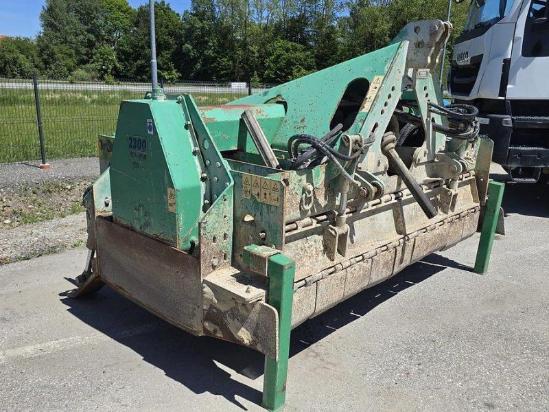 AG RBM S2300 Steinfräse