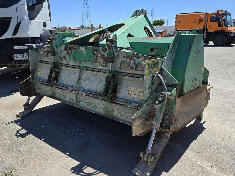 AG RBM S2300 Steinfräse