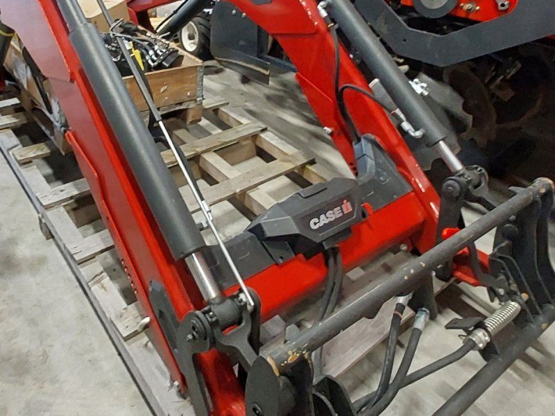 Case IH L4022U
