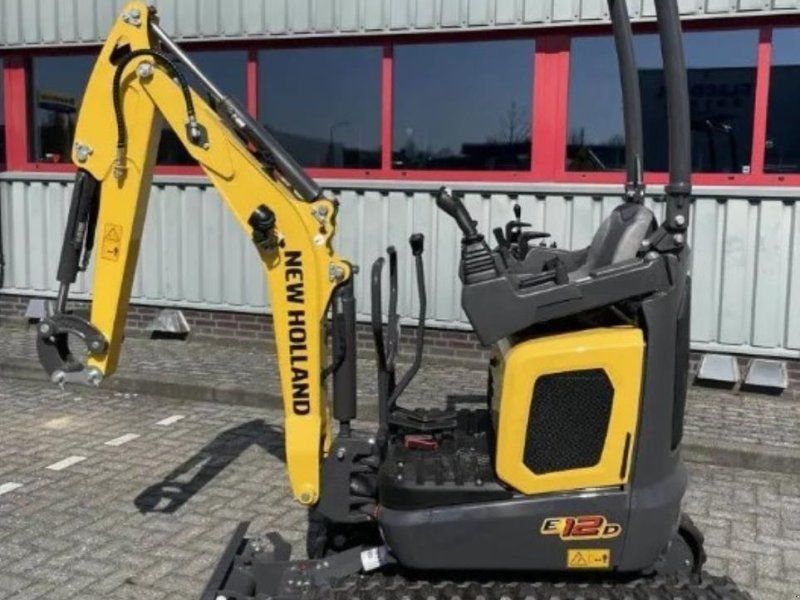 New Holland E12D ROLL-BAR AG