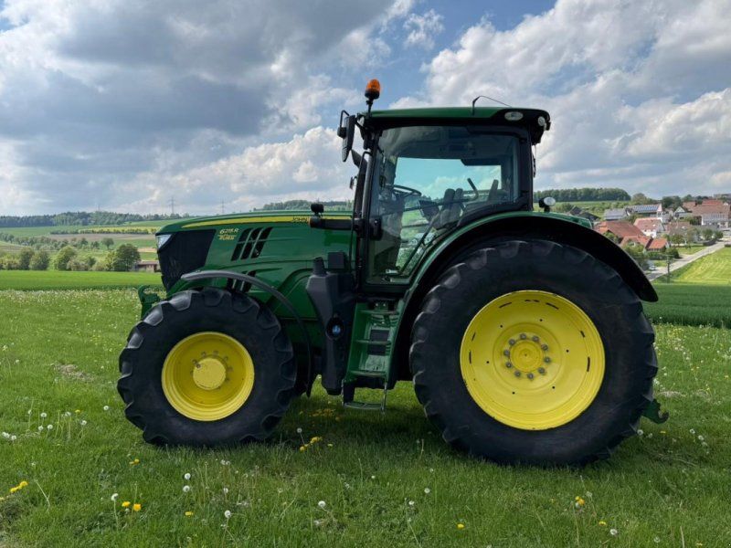 John Deere 6215R im Kundenauftrag