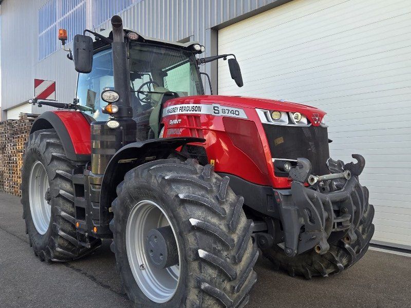 Massey Ferguson / 8740 S C VT klusive