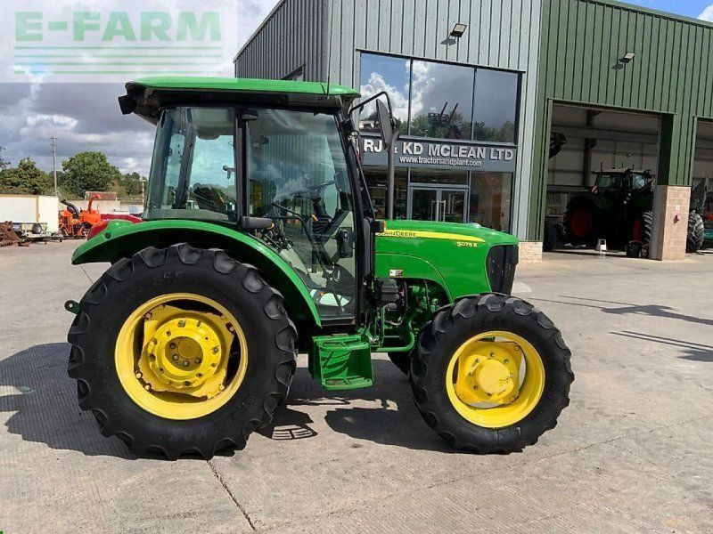 John Deere 5075e  (st27480)