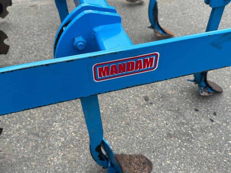 Mandam KUS 3.0 B