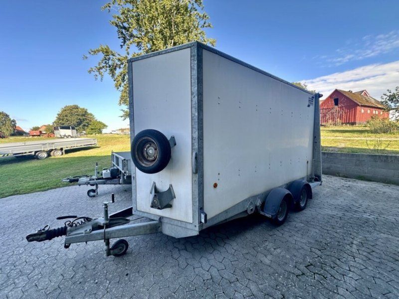 Ifor Williams BV126