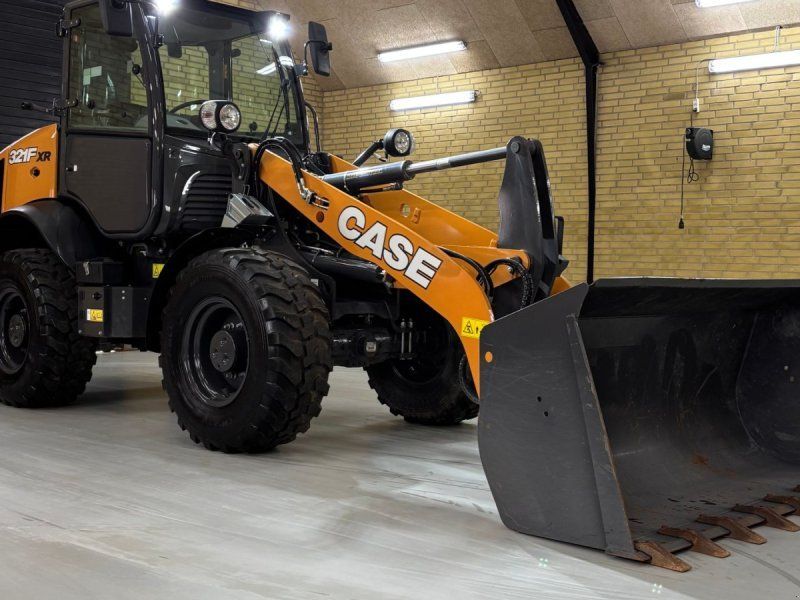Case IH 321F XR 321F-Stage 5 STD XR Evo