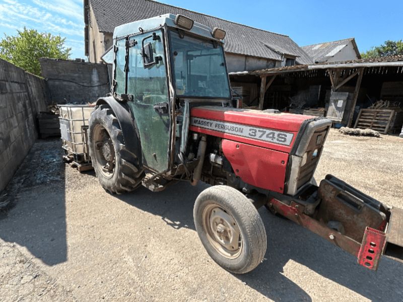 Massey Ferguson 374S