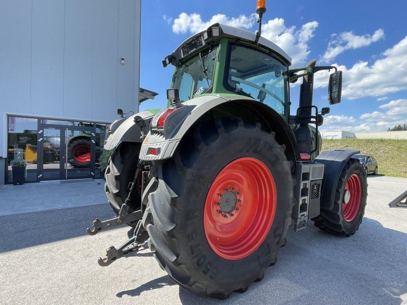 Fendt 828 Vario S4 Profi Plus