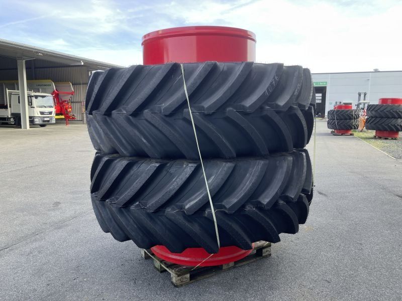 2X CEAT VF 750/750 R46