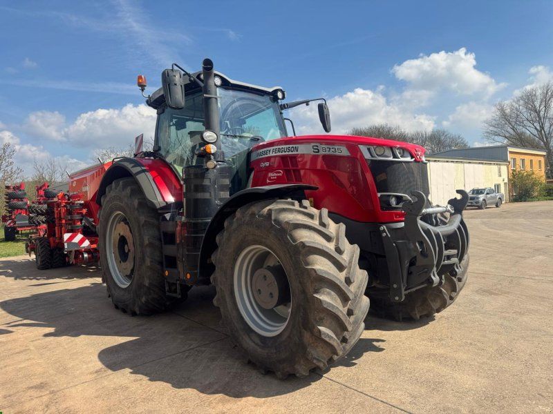 Massey Ferguson 8735 S Dyna VT