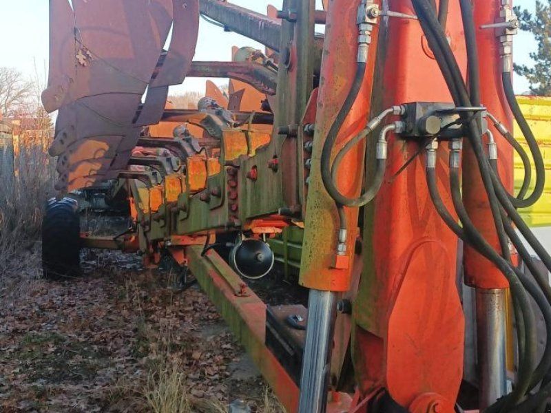 Kuhn Challenger