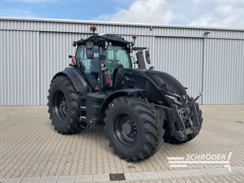 Valtra Q 245 | FORSTKABINE