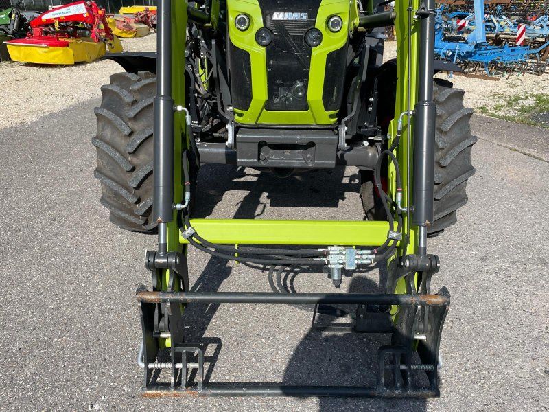 Claas Elios 210