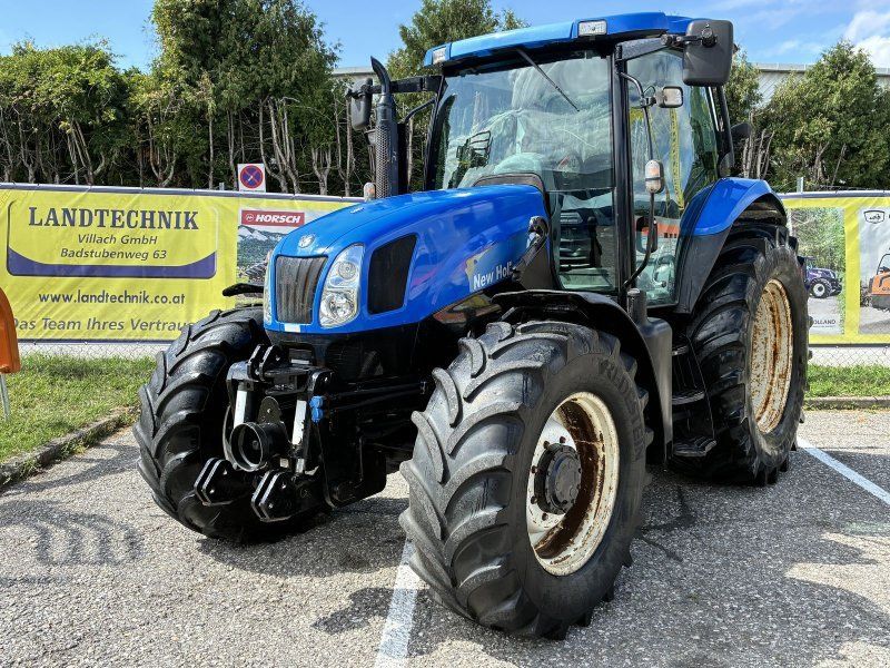 New Holland TS115A