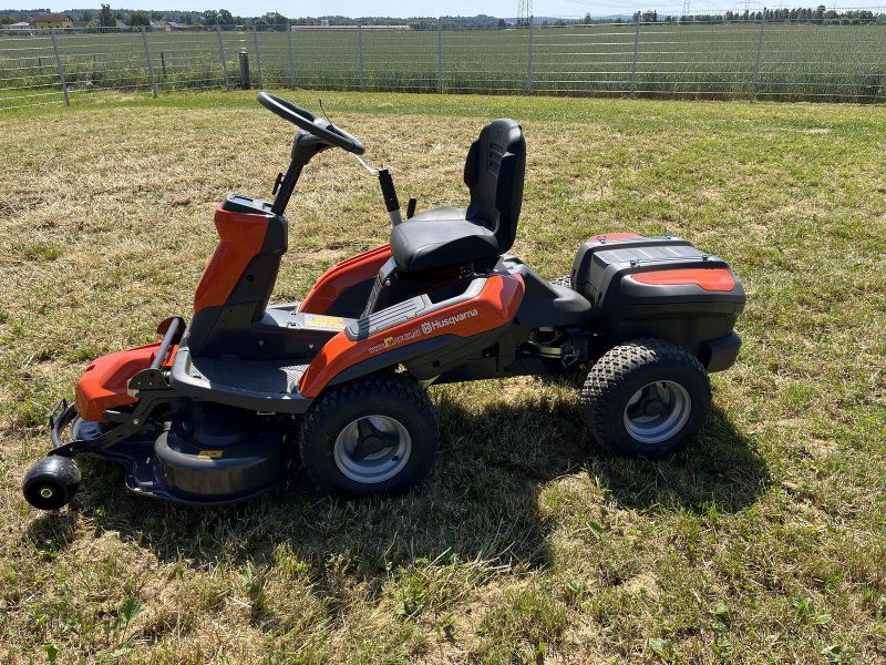 Husqvarna Rider 200iX ALLRAD 94/103cm & SCHNEESCHILD