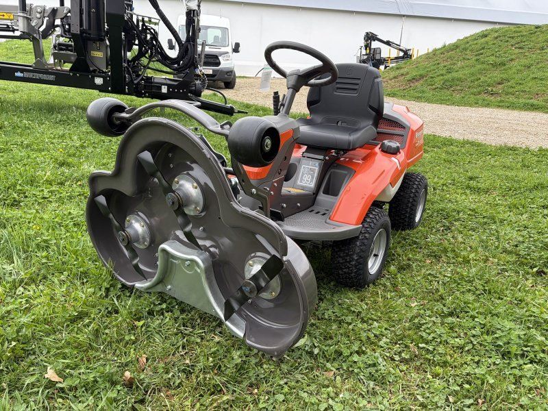 Husqvarna Rider 216TS AWD Servo & 103cm & Schneeschild